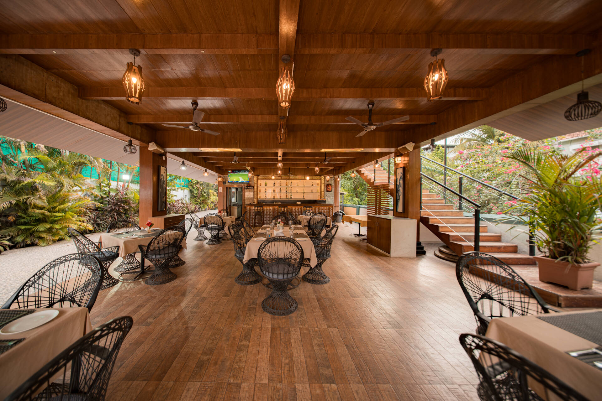 Seamist Resort – Experience Luxury & Hospitality