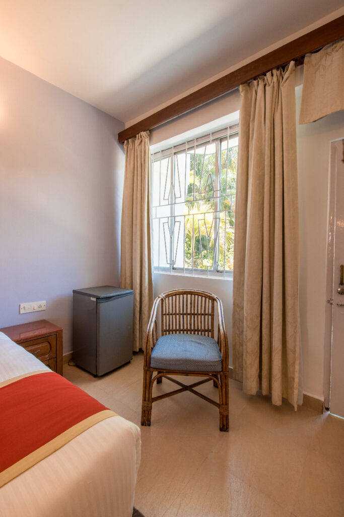 Deluxe Room room image 6