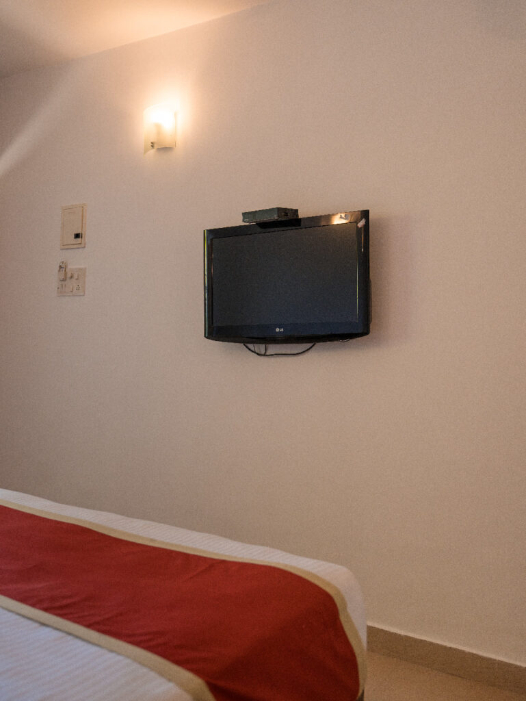 Deluxe Room room image 4